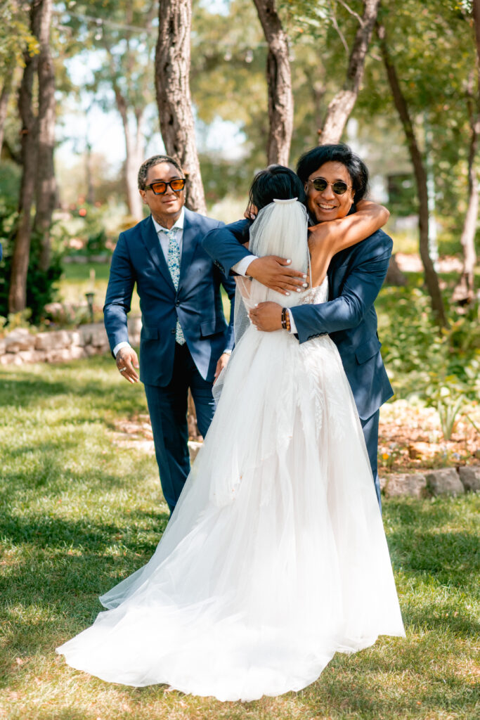 meghan and mike first look with brothers